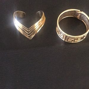 2 bracelets/ cuff